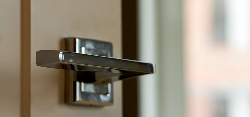 Door Lever Knob Repair in Peoria, Illinois