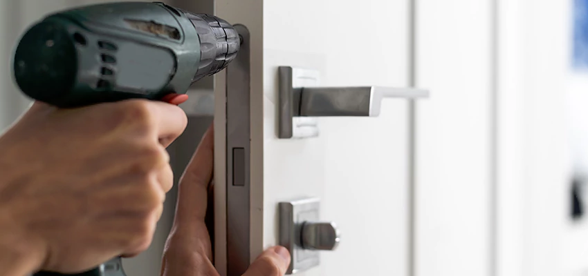 Locksmith For Lock Replacement Near Me in Peoria, IL