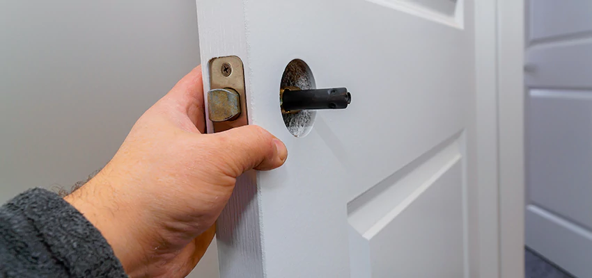 Nighttime Locksmith For Lock Repair in Peoria, IL