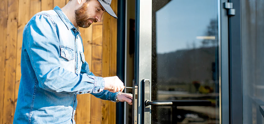 Frameless Glass Storefront Door Locks Replacement in Peoria, IL