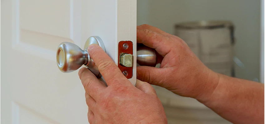 AAA Locksmiths For lock Replacement in Peoria, Illinois